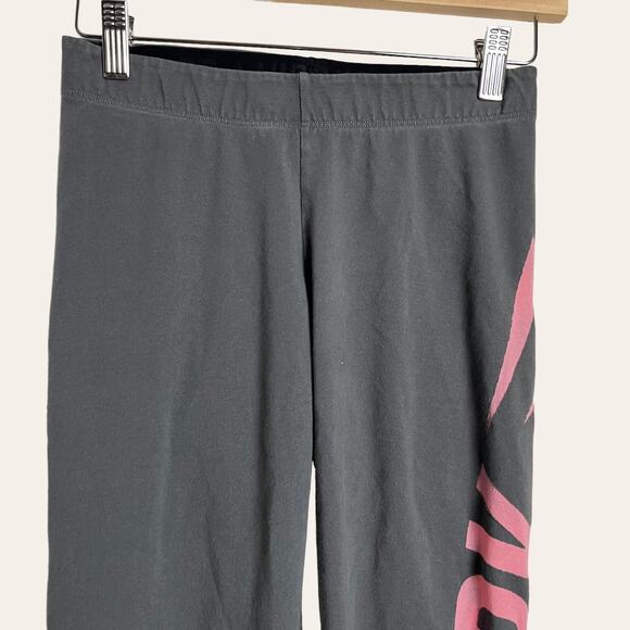 Gymshark Dry Gray and Pink Side Logo Pull On Athletic Leggings Size Small - Picture 2 of 8